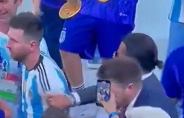 Messi'yi çıldırtan Nusret'i final maçına almayacaklar!