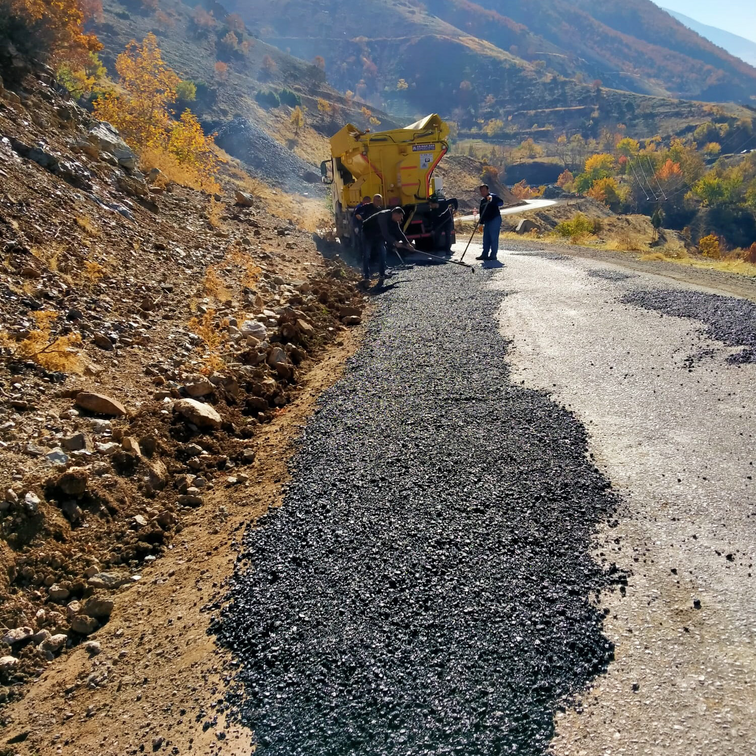Kahramanmaraş Büyükşehir Nurhak ve Ekinözü’nde Çalışmalarını Sürdürüyor