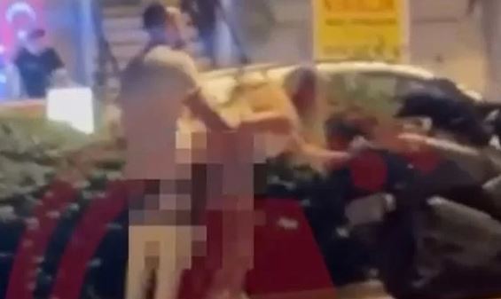 Alanya’da iğrenç olay! Sokak ortasında ilişkiye girdiler!