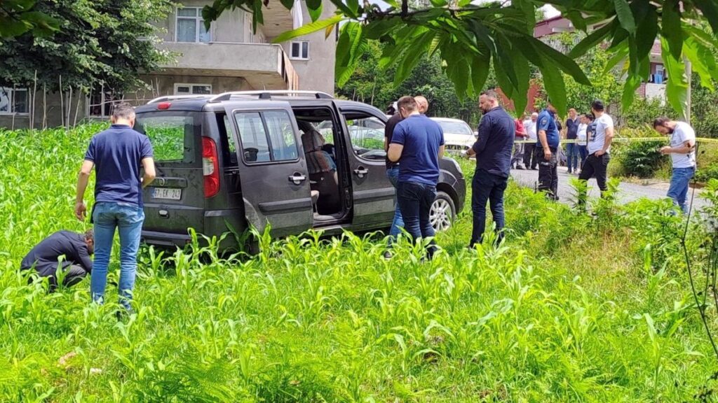 60 yaşındaki adam 56 yaşındaki kardeşinin aracına pusu kurdu! 1 ölü, 1 yaralı