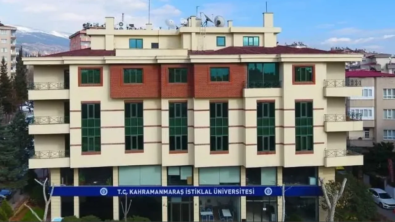 İstiklal Üniversitesi'nden Yeni Hamle: Görsel İletişim Tasarımı Bölümü Açıldı