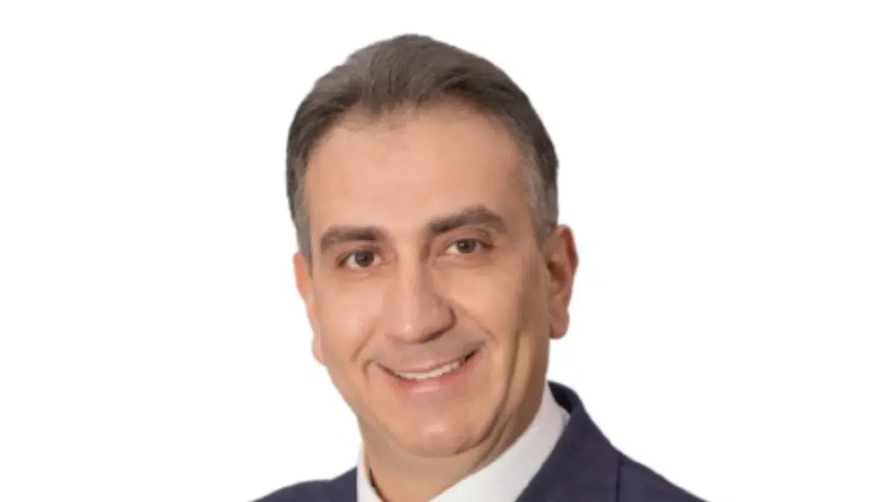 Sürmene Belediye Başkanı Hüseyin Azizoğlu Kimdir, Kaç Yaşında ve Nereli? Hüseyin Azizoğlu Siyasi Kariyeri ve Hayatı