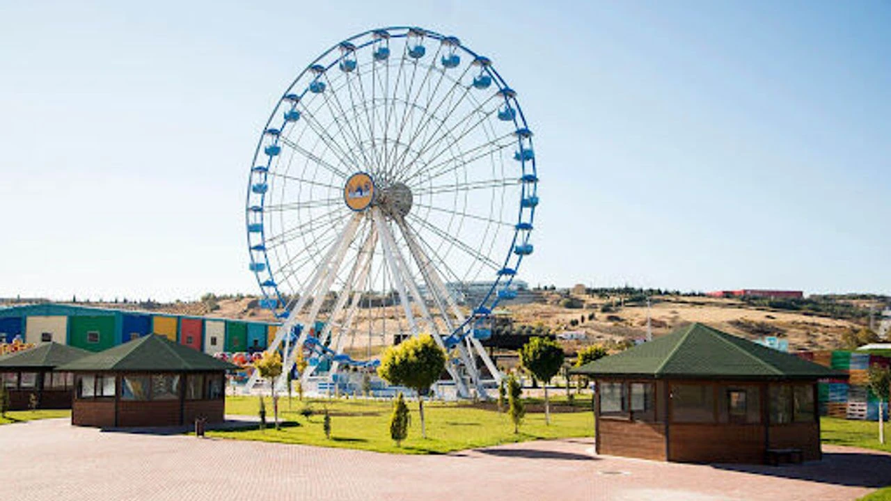 Blueland Lunapark ve Aquapark Kapılarını Açıyor: Bu Sezon Adrenalin Doruğa Çıkacak!