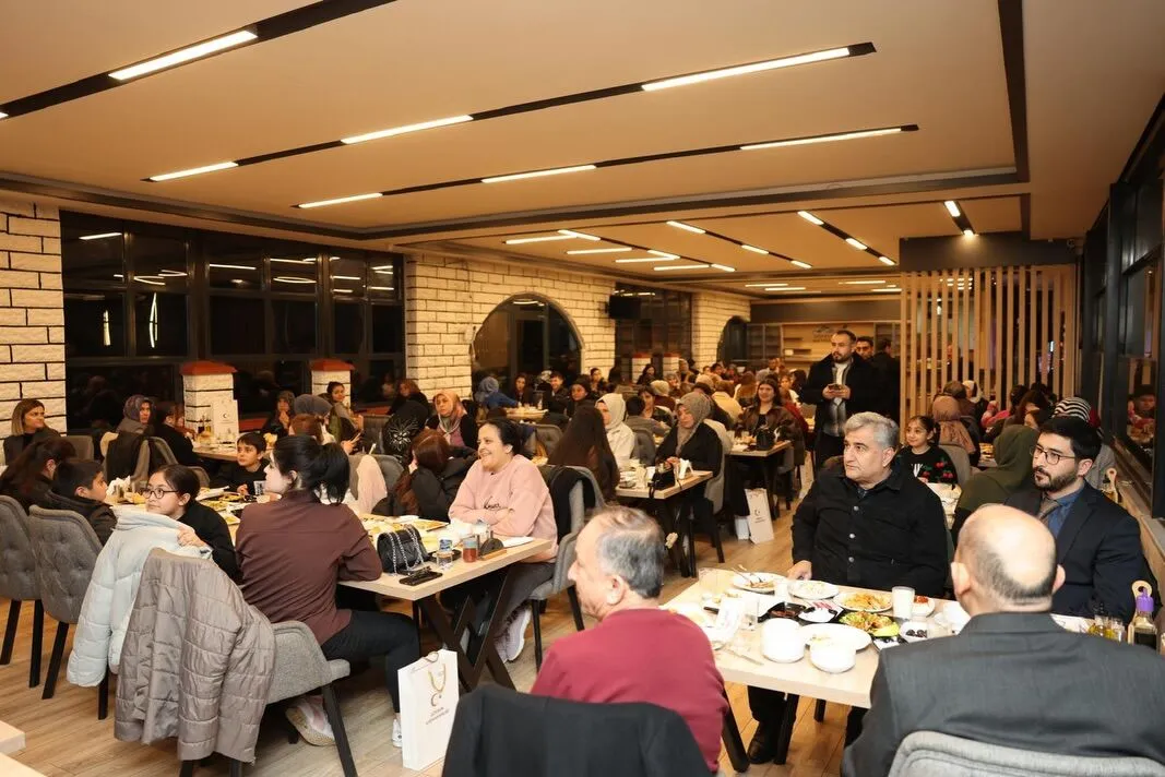 Göksun’da kalplere dokunan iftar: Yetim aileler protokol ile buluştu